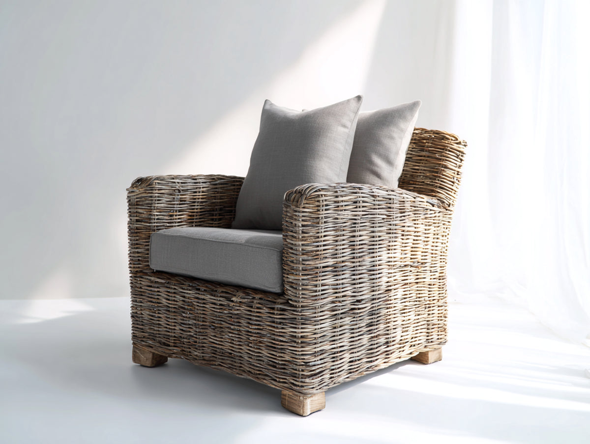 Sillones de ratán tejido 94 x 88 x 86 cm - Marrón envejecido y gris claro - Diseño envolvente con reposabrazos curvos